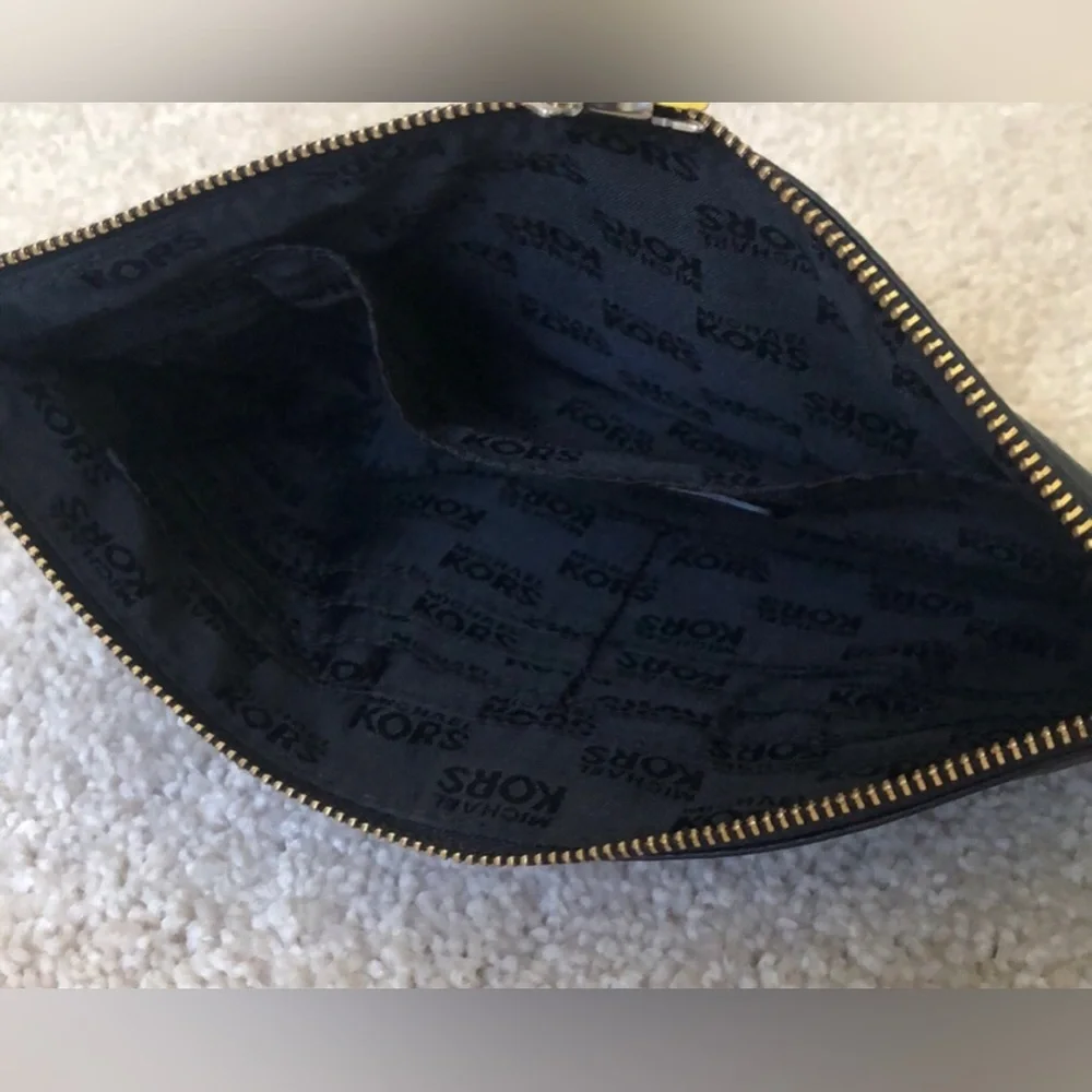 Michael Kors Fulton Clutch/Wristlet - Black with gold accents - Picture 10 of 12